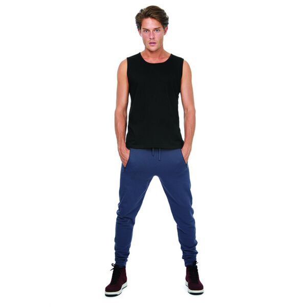 B&C Athletic move Thumbnail